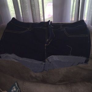 New boundaries shorts